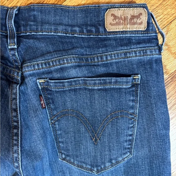 Vintage Classic Levi’s 505 Denim Jeans - Picture 4 of 6